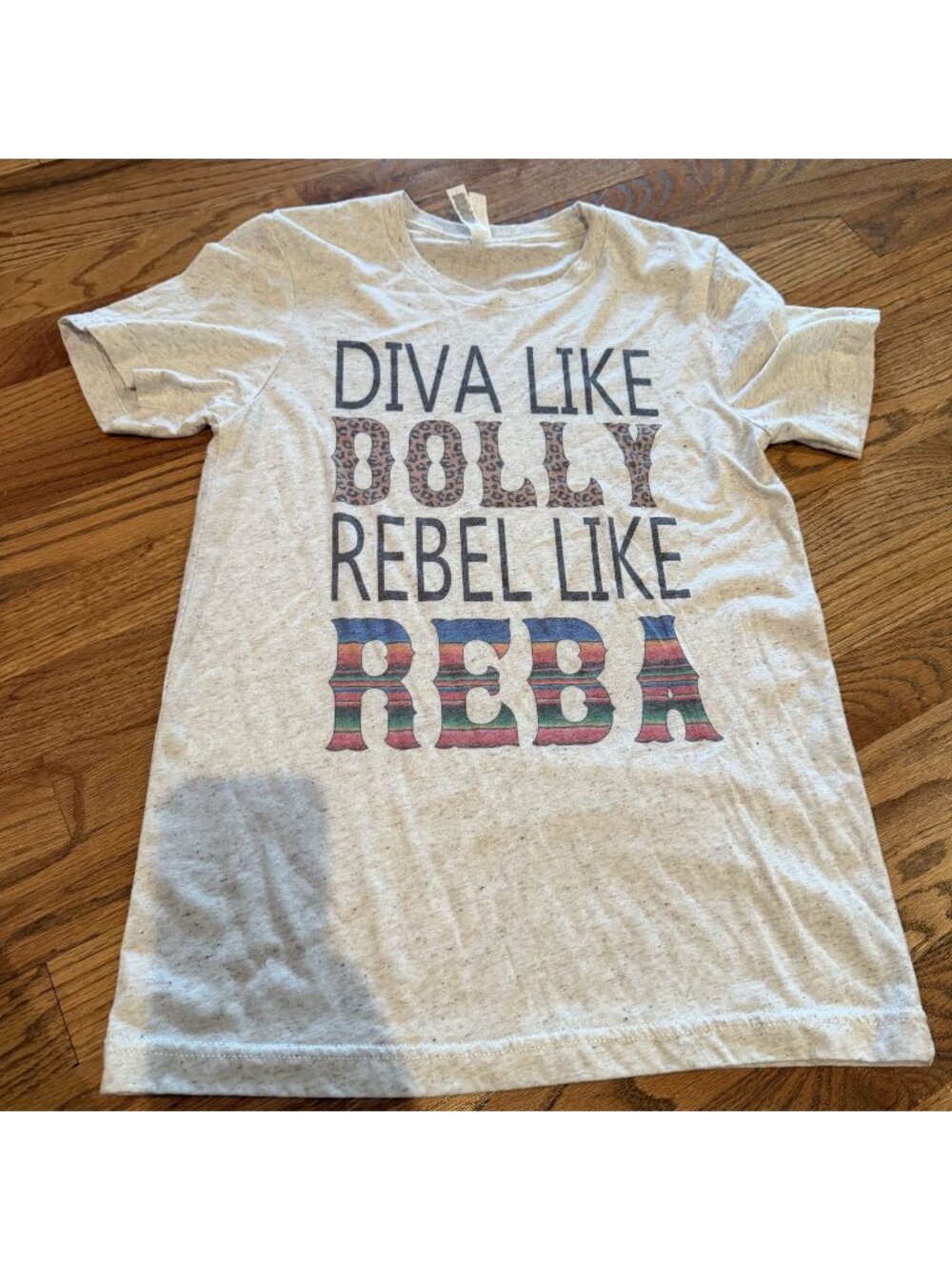 CANVAS BELLA CANVAS WOMENS SMALL T SHIRT DOLLY PARTON REBA